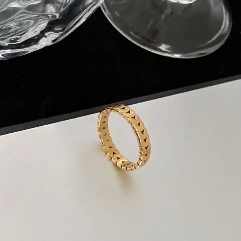 Gold Wheat Ear Design Ring - Picture 4 of 5